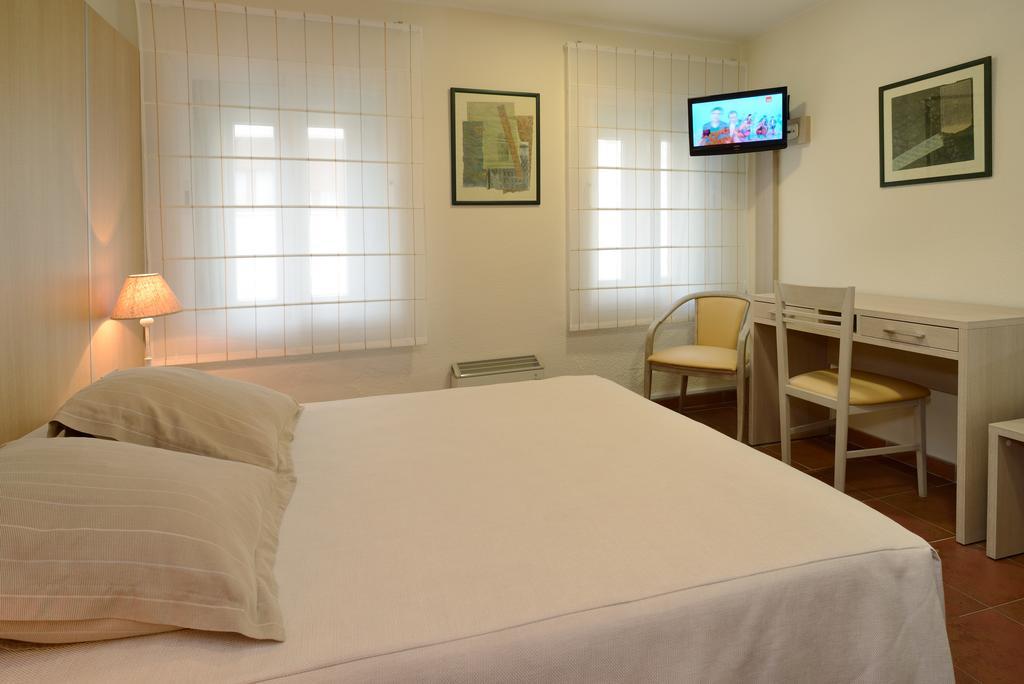 Hotel Capri ตอสซาเดมาร์ ห้อง รูปภาพ