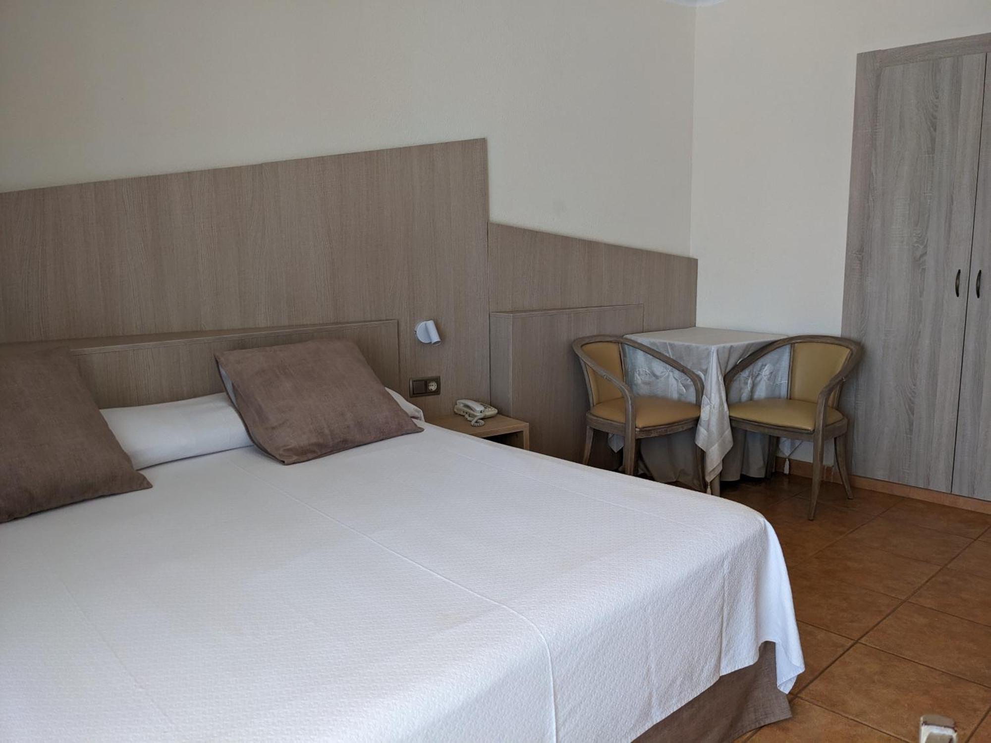 Hotel Capri ตอสซาเดมาร์ ภายนอก รูปภาพ